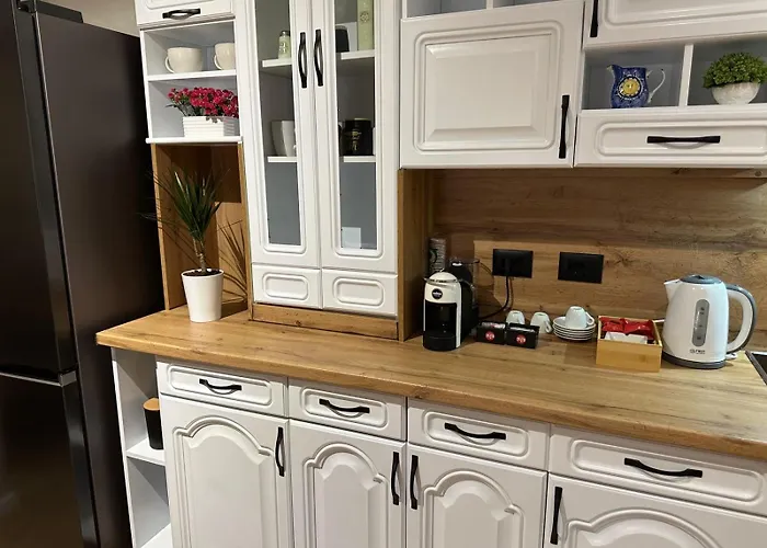 Comfort تيرانا