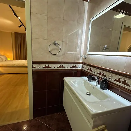 Comfort Tirana